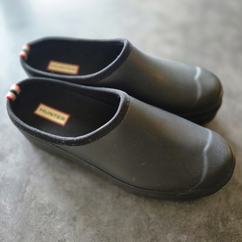 Hunter Black Rubber Slip-Ons